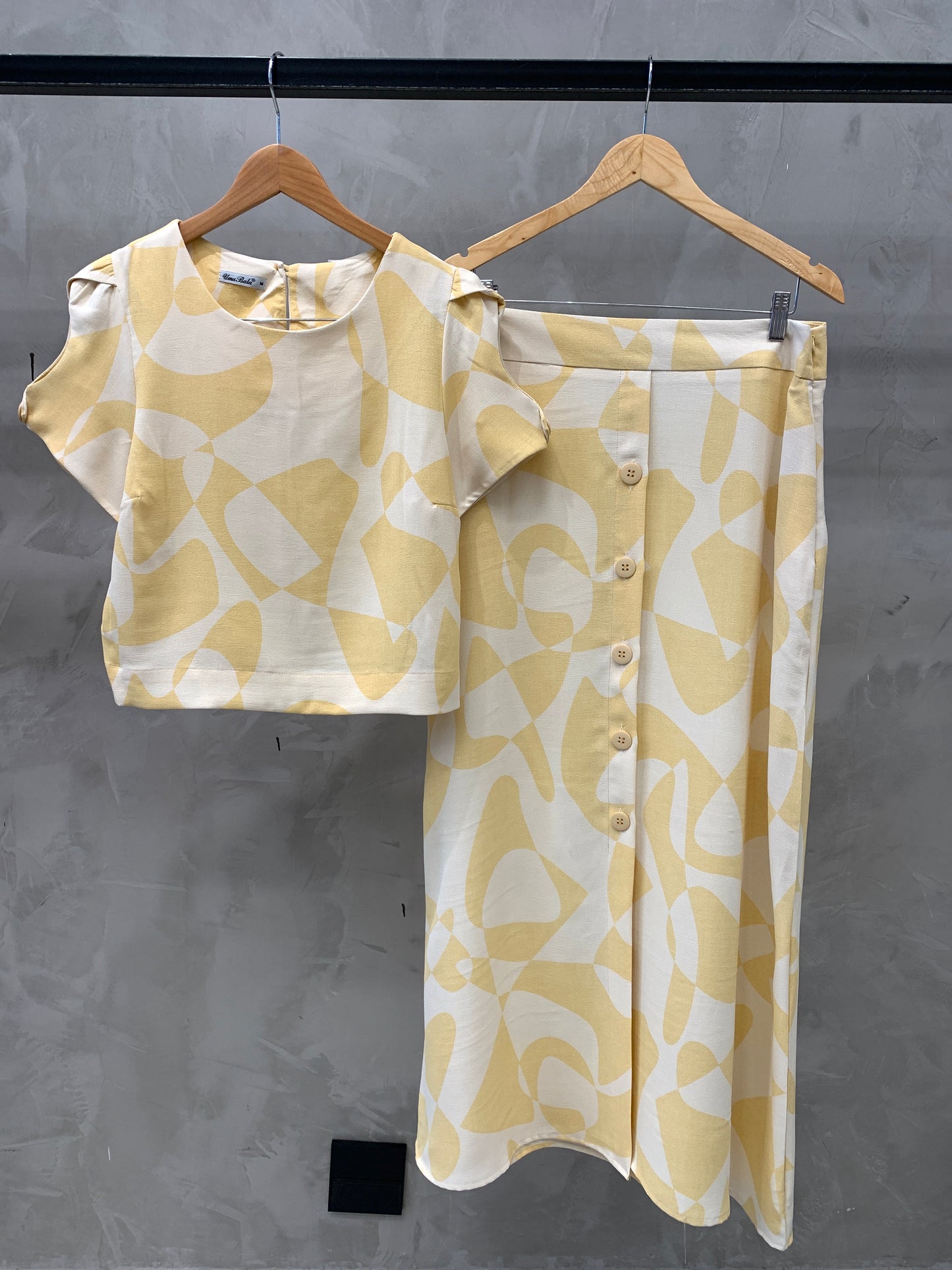 Conjunto Cropped e Saia 91562