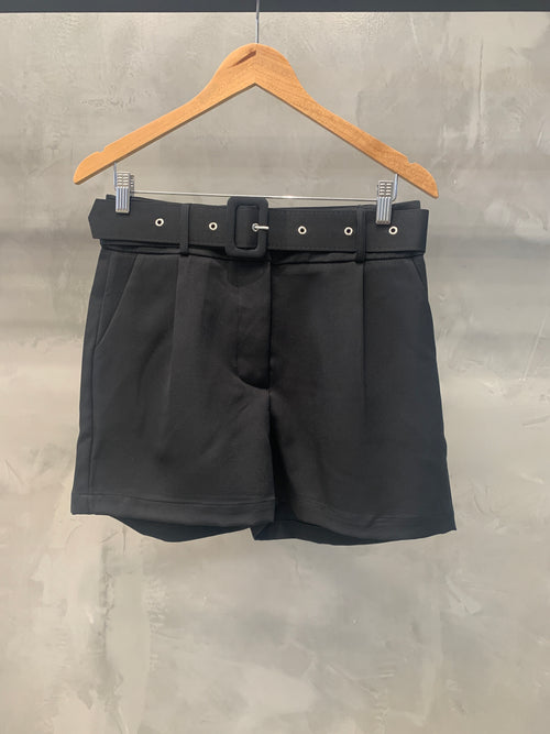Detalhe da cor Preto