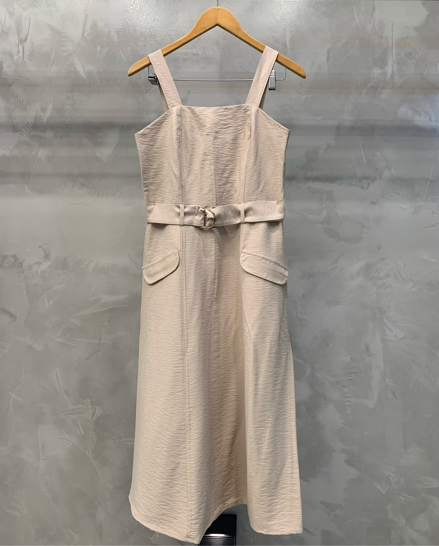 Vestido Mídi Com Cinto Bege 90970