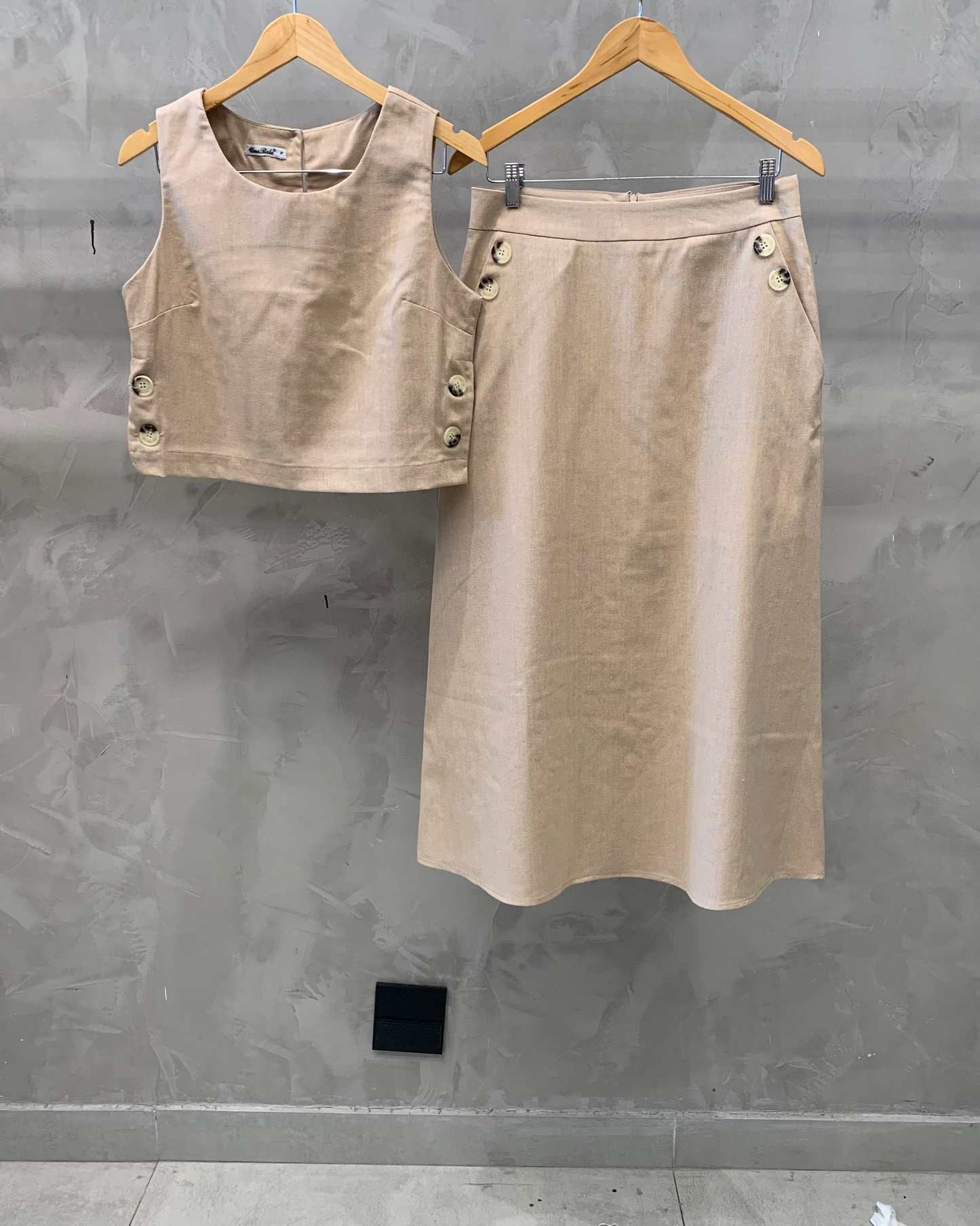 Conjunto de Linho Cropped com Saia 09037