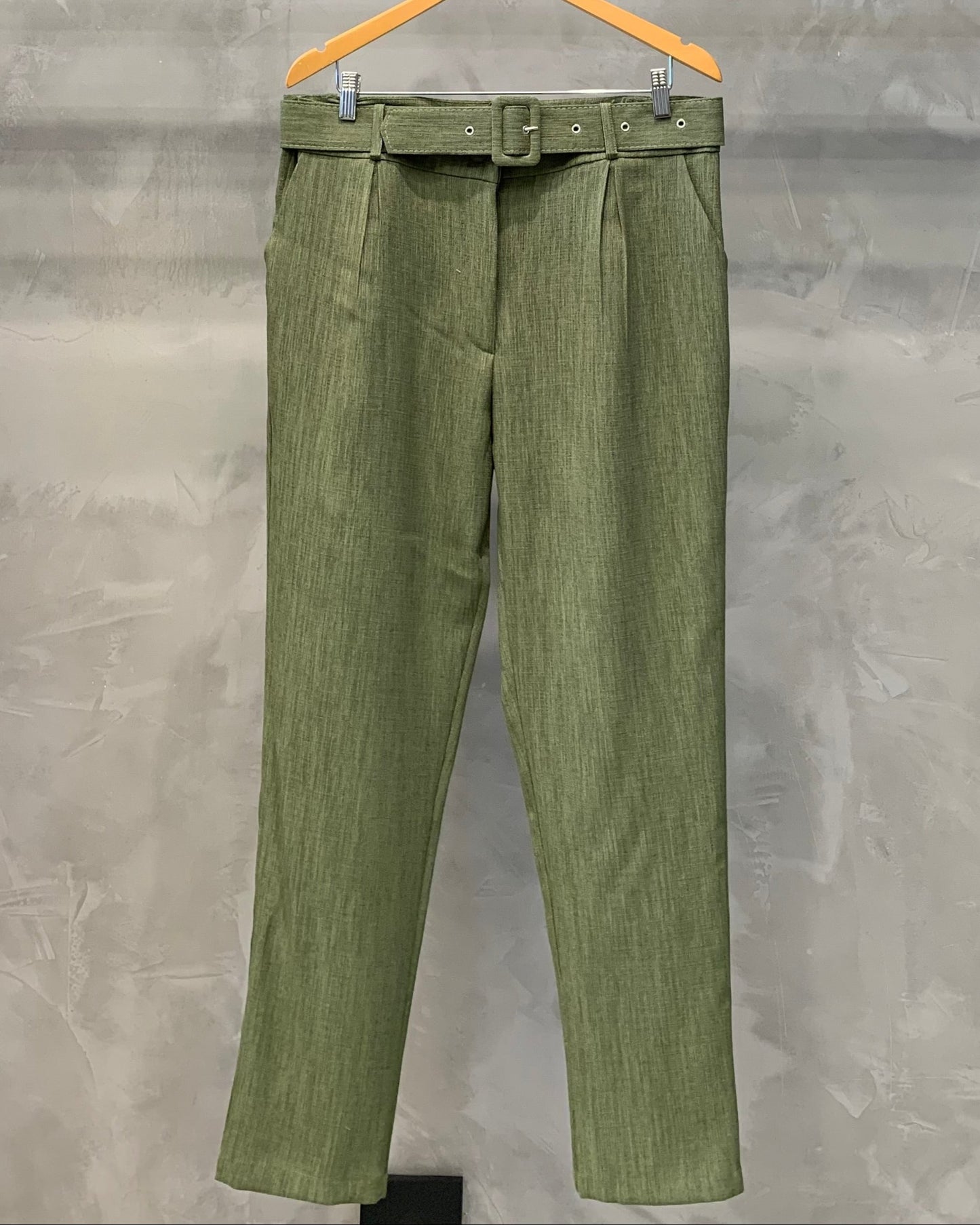 Calça Plus com Cinto Polylinho 02936