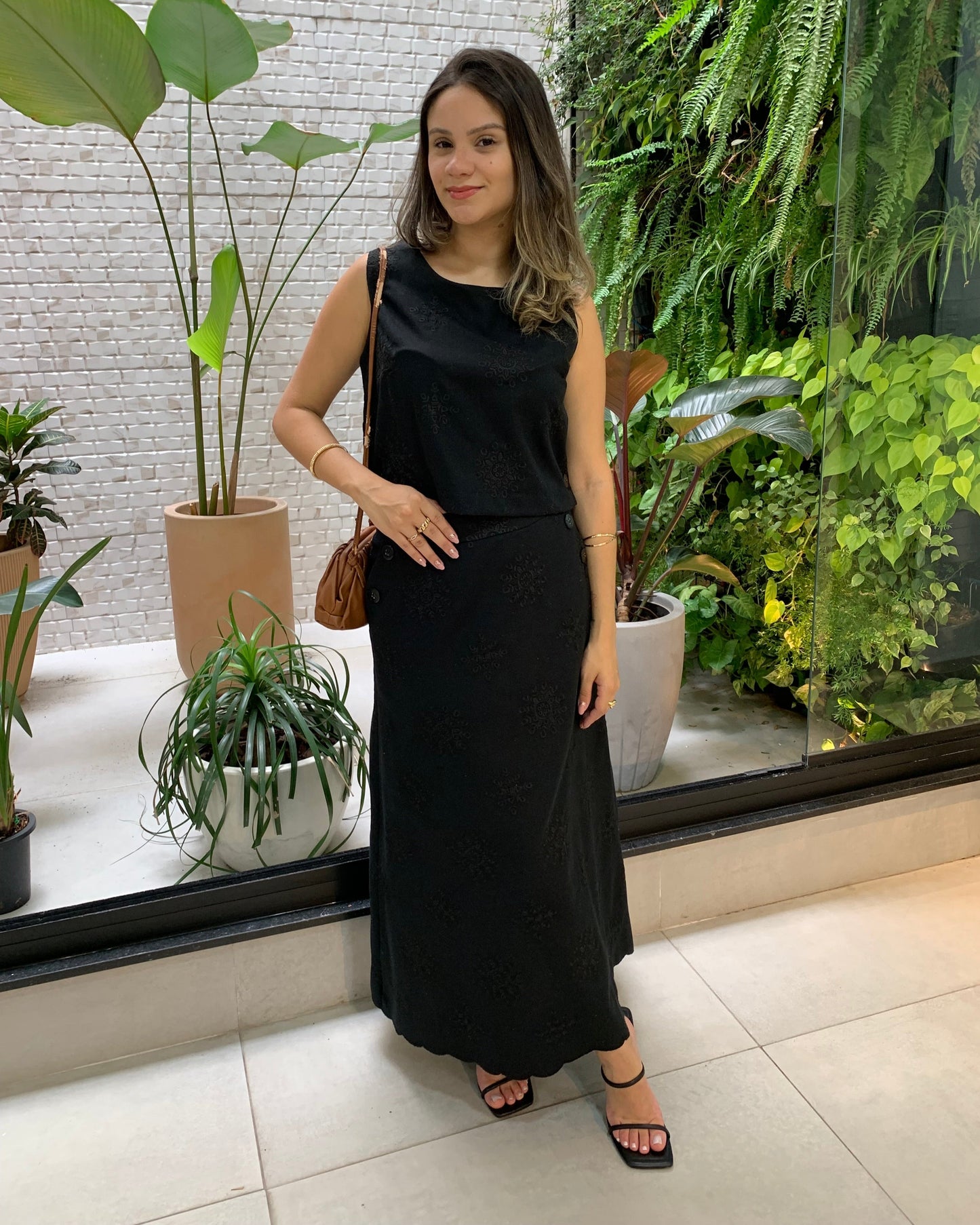 Conjunto Cropped e Saia De Linho Bordado 90373