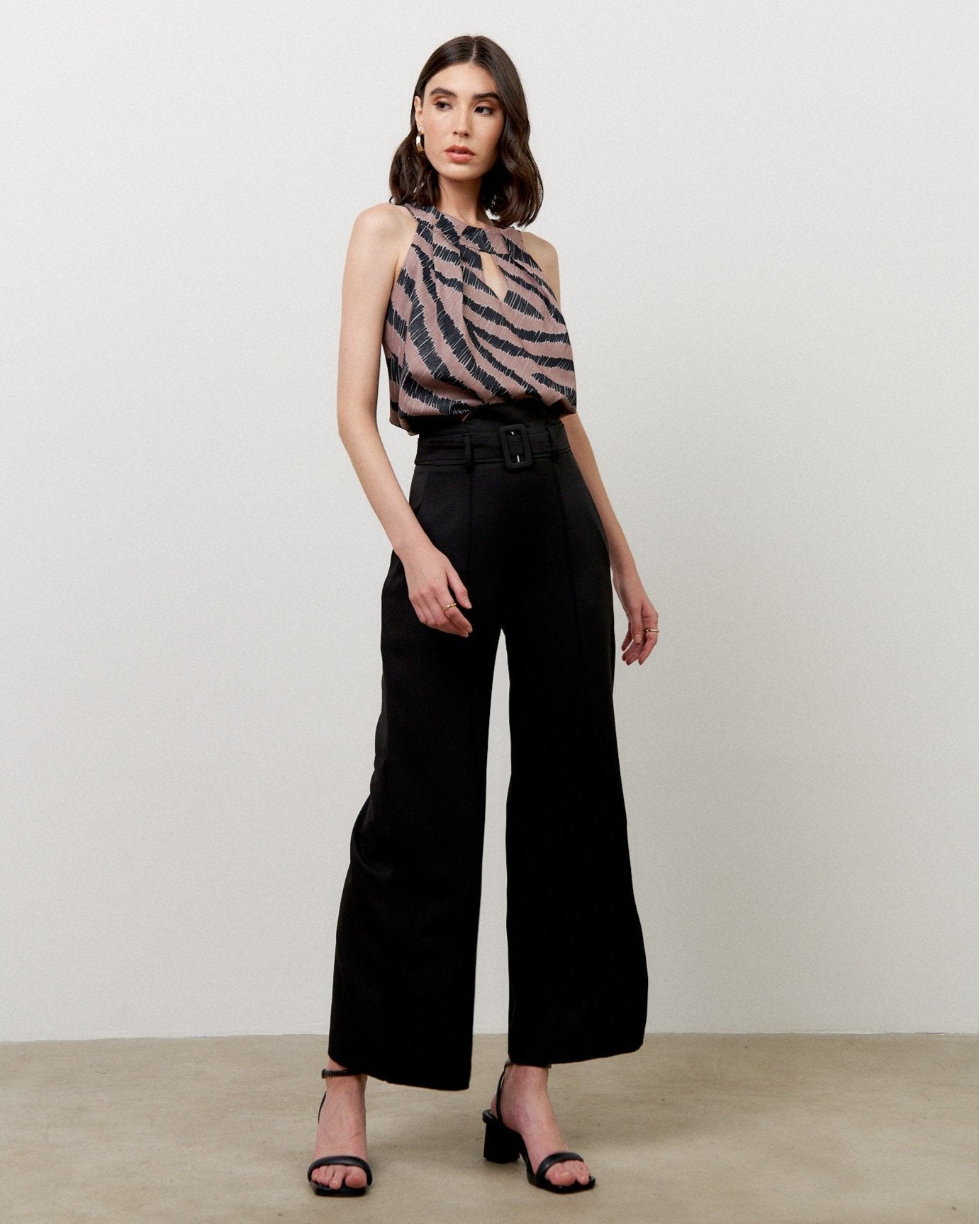Calça Flare Alfaiataria 02933
