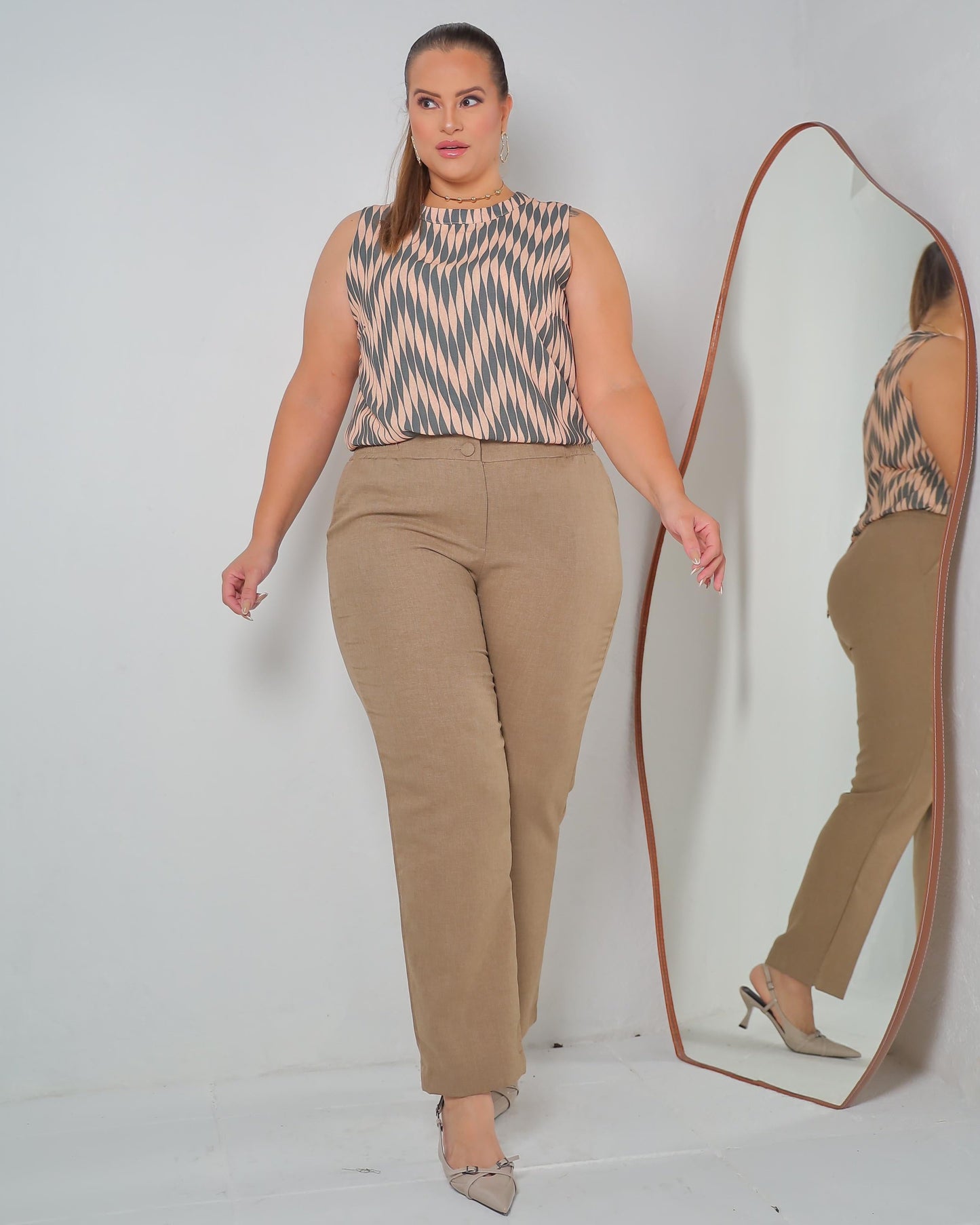 Calça Plus Alfaiataria Elástico 02959