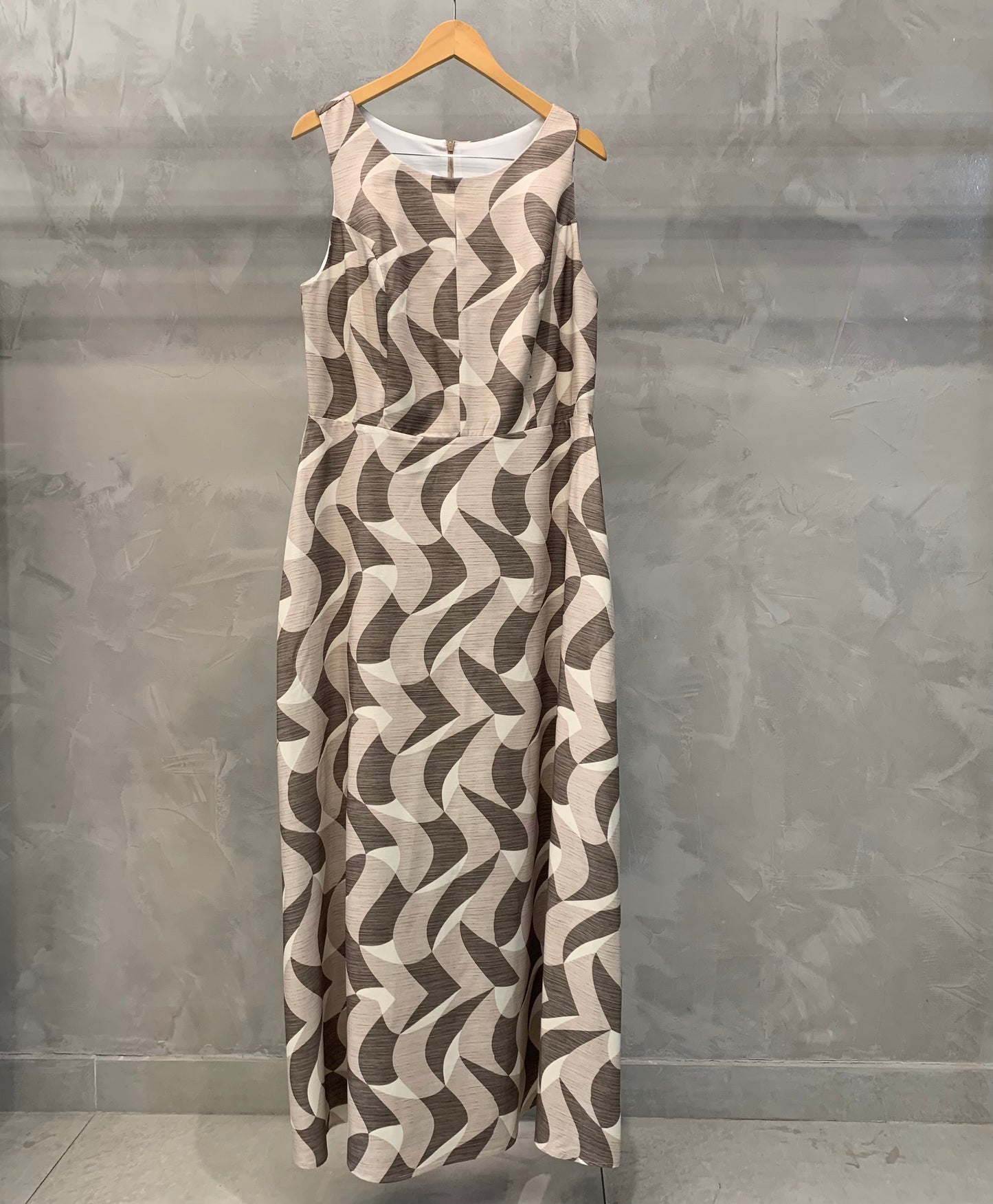 Vestido Plus Longo Estampa Geométrica Militar 50640