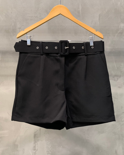 Detalhe da cor Preto