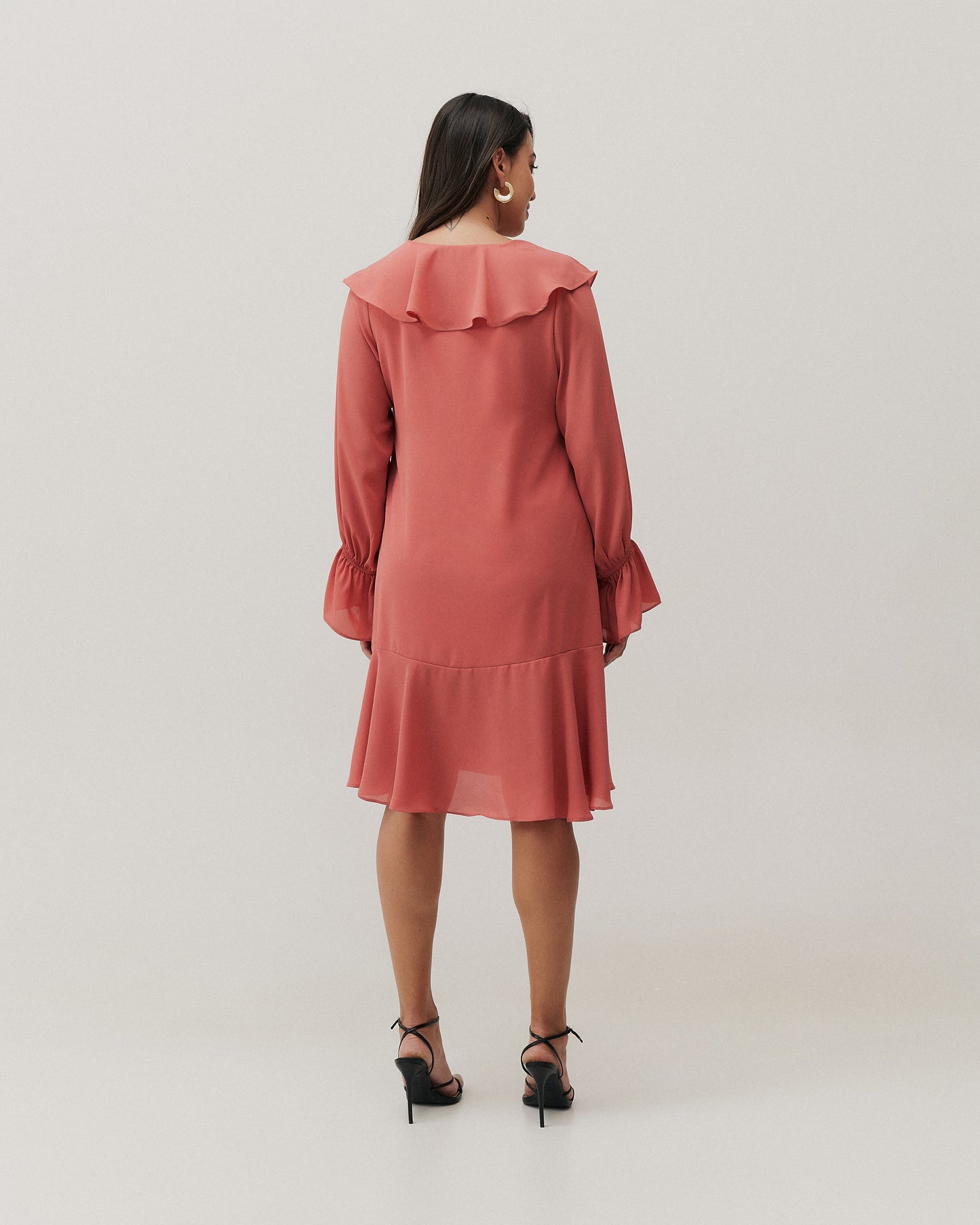 Vestido Curto com Babado 91480