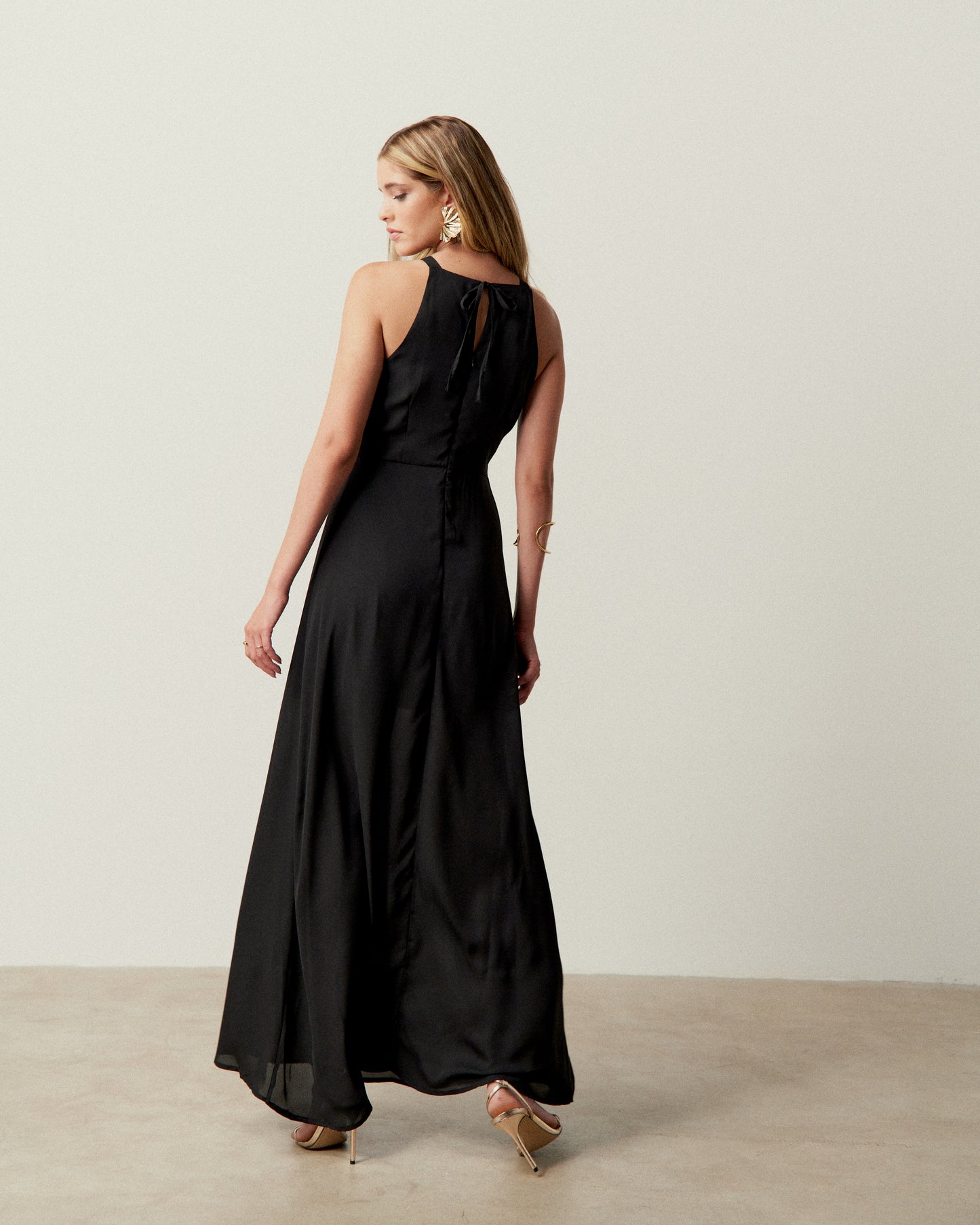 Vestido Longo Alça Larga Duna Liso Preto 80252