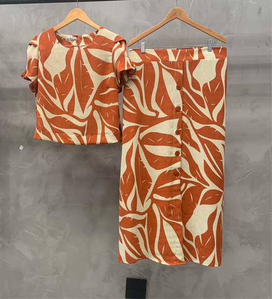 Conjunto Plus de Saia e Cropped 91600