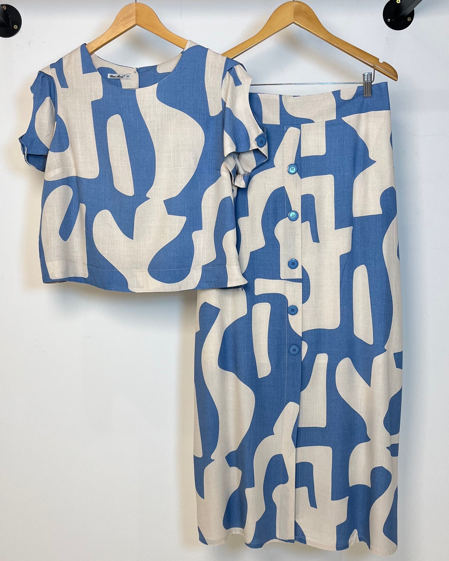 Conjunto Plus de Saia e Cropped 91601