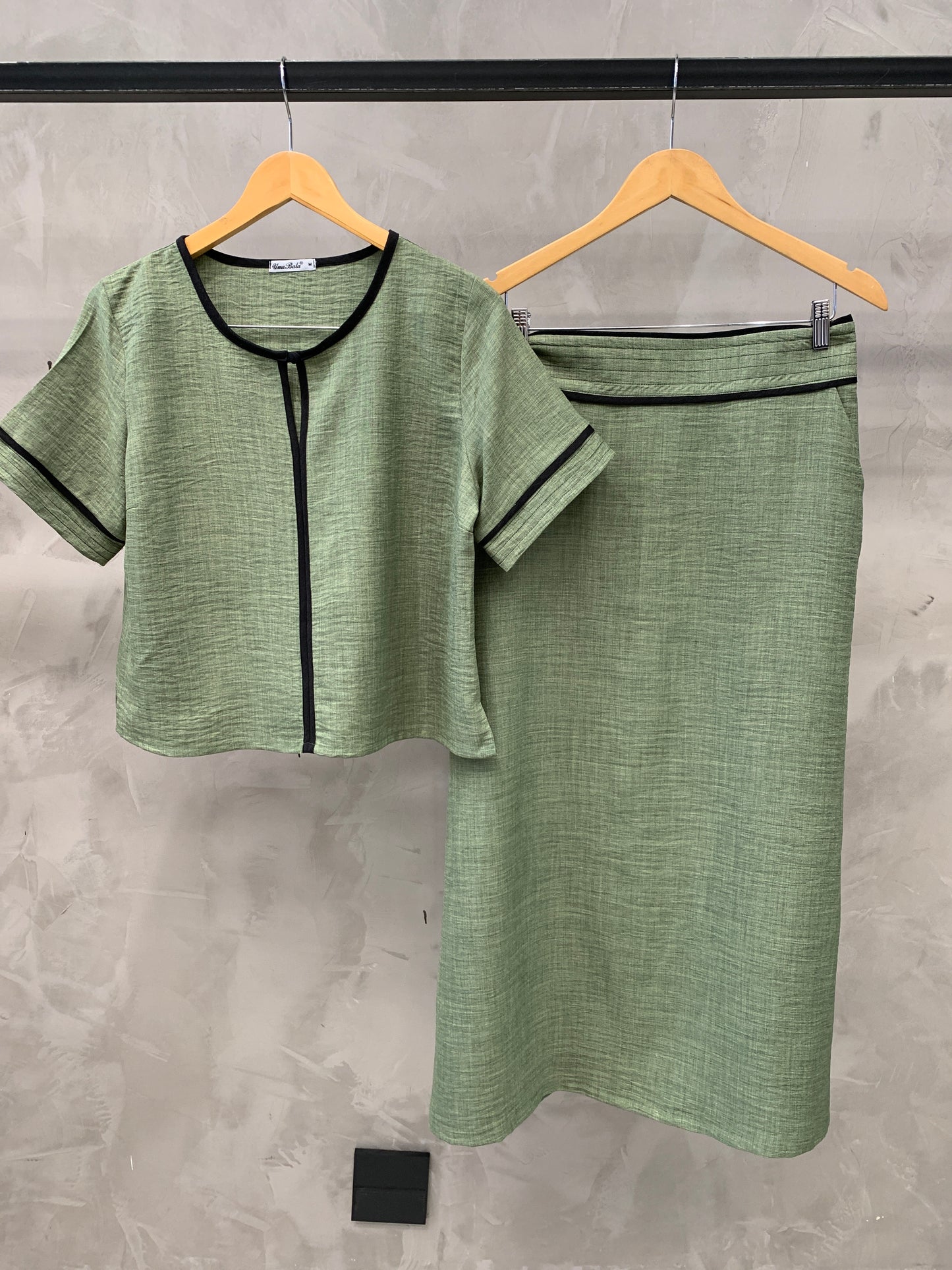 Conjunto Saia e Blusa 91650