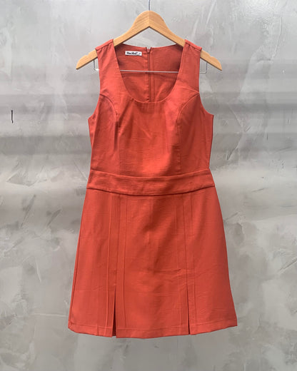 Vestido Curto Com Fenda  91090
