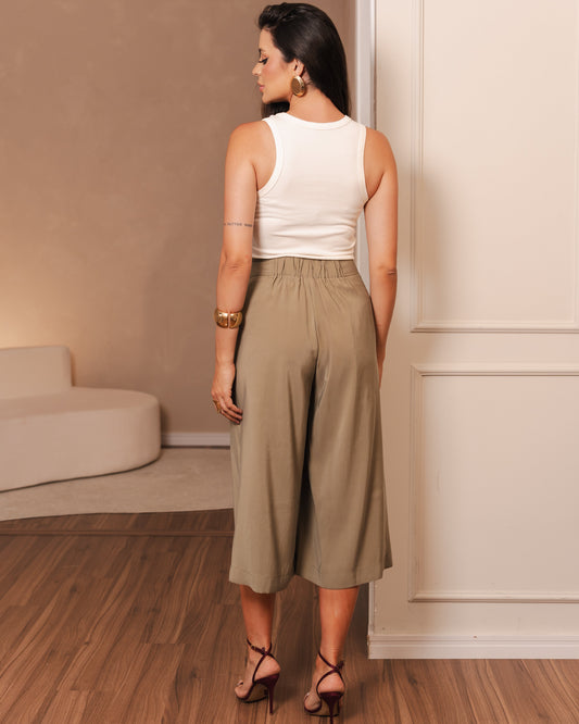 Pantacourt Com Detalhe No Cos 30070