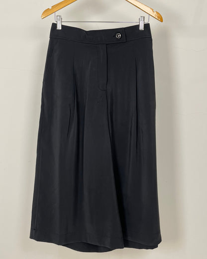 Pantacourt Com Detalhe No Cos 30070