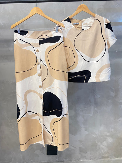 Conjunto plus de saia cropped 91602