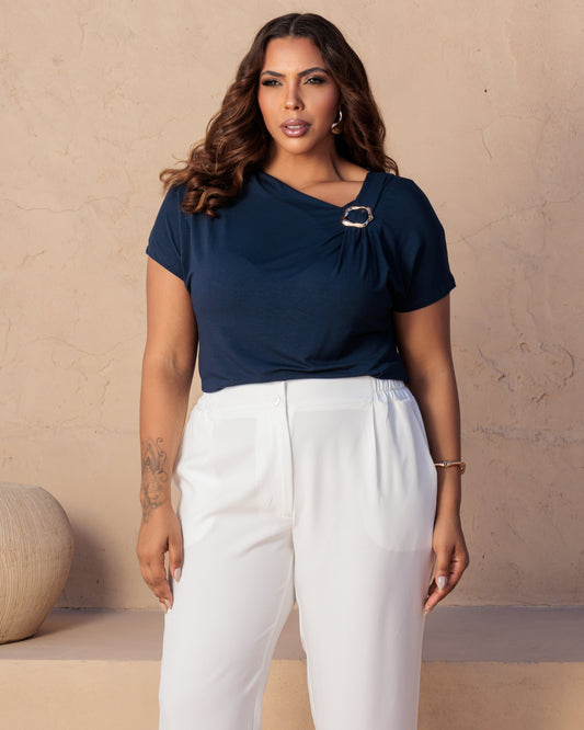 Blusa Plus com Detalhe Fivela 92230