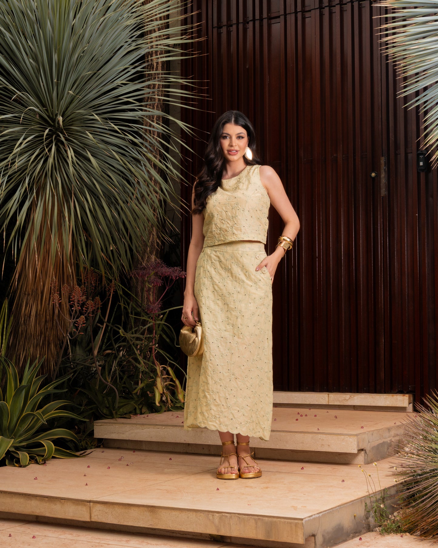 Conjunto Cropped e Saia de Algodão Bordado 90375