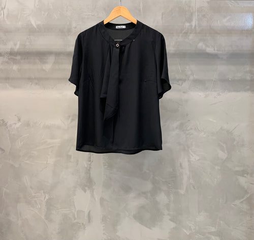 Detalhe da cor Preto