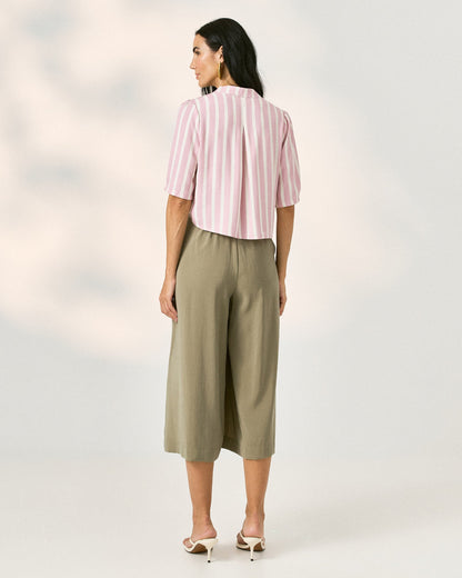 Pantacourt Com Detalhe No Cos 30070